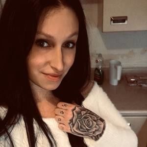 Meet your Posher, Fanny